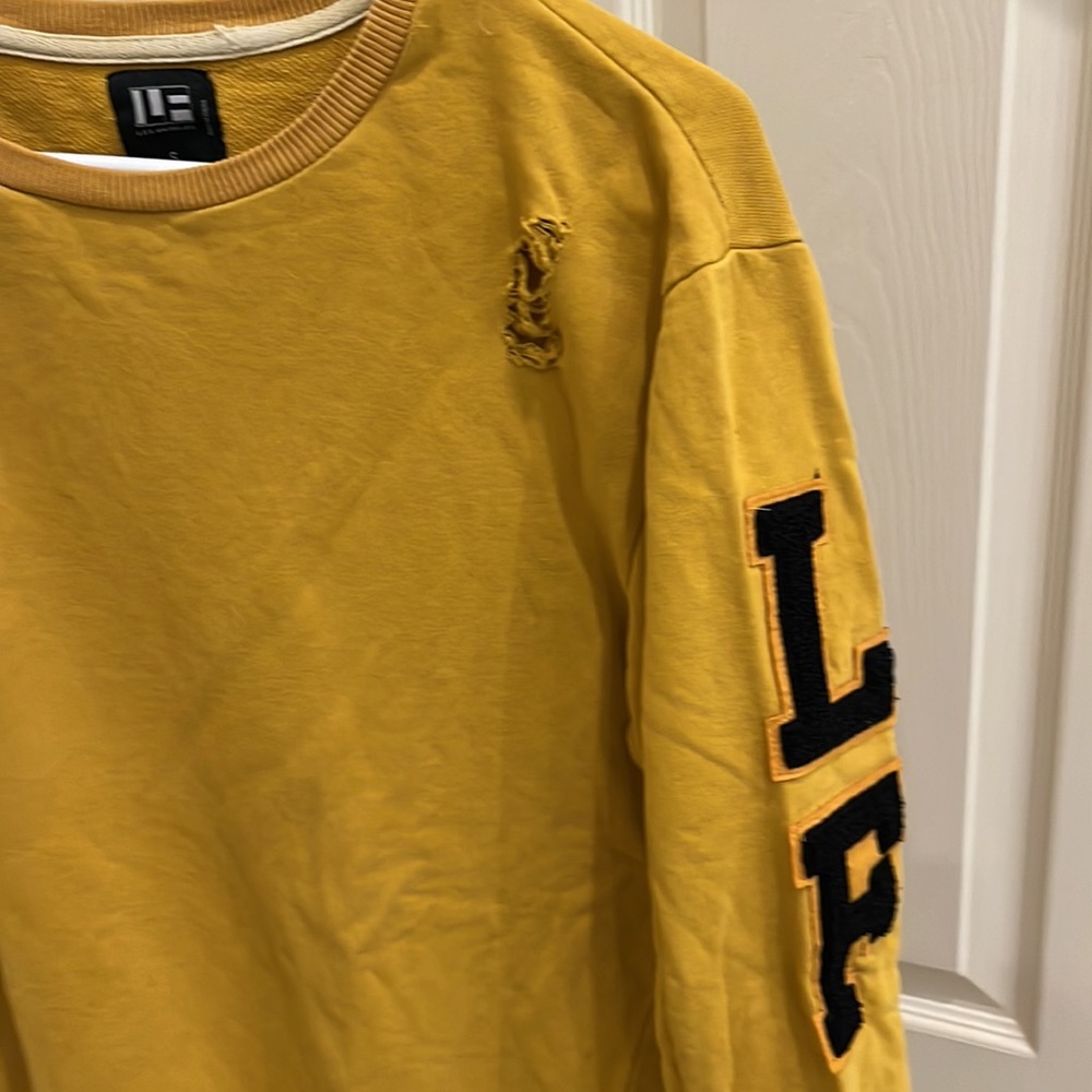LF crew neck mustard color sweatshirt. Size small - Picture 3 of 5